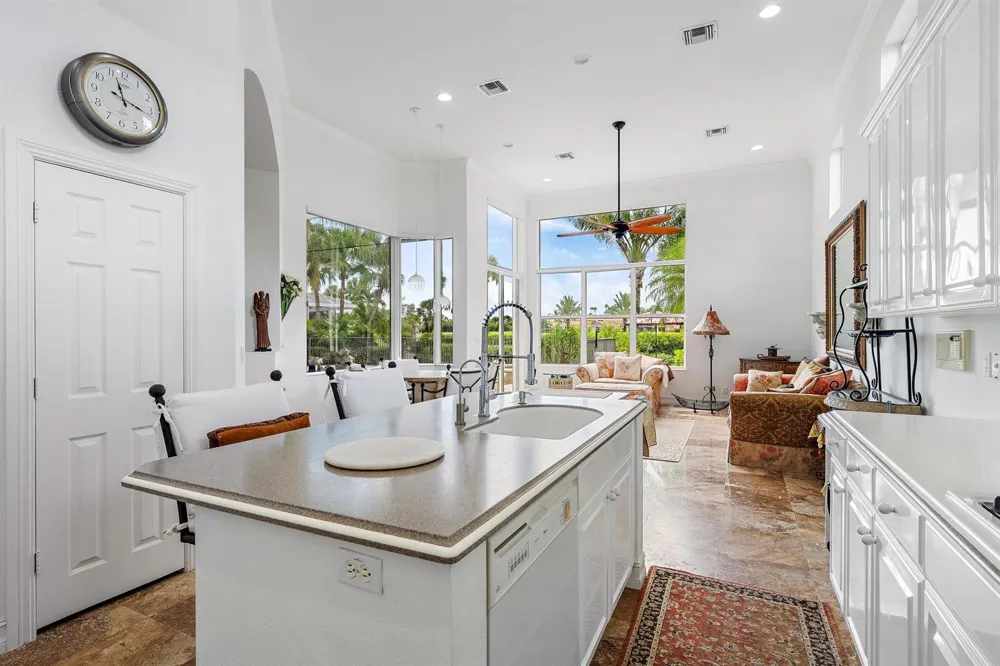 9054 Lakes Boulevard West Palm Beach, FL 33412