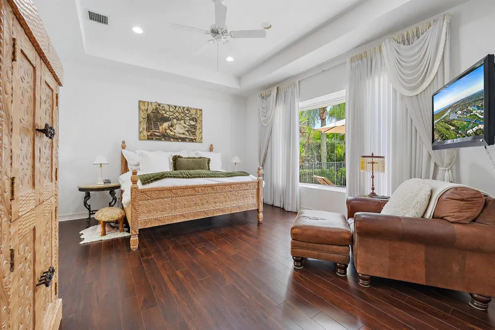 9054 Lakes Boulevard West Palm Beach, FL 33412