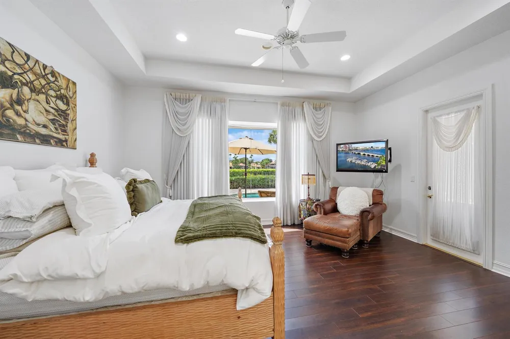 9054 Lakes Boulevard West Palm Beach, FL 33412