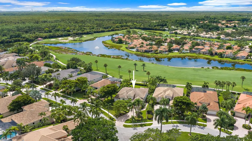 9054 Lakes Boulevard West Palm Beach, FL 33412