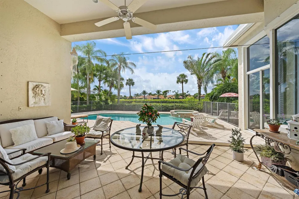 9054 Lakes Boulevard West Palm Beach, FL 33412