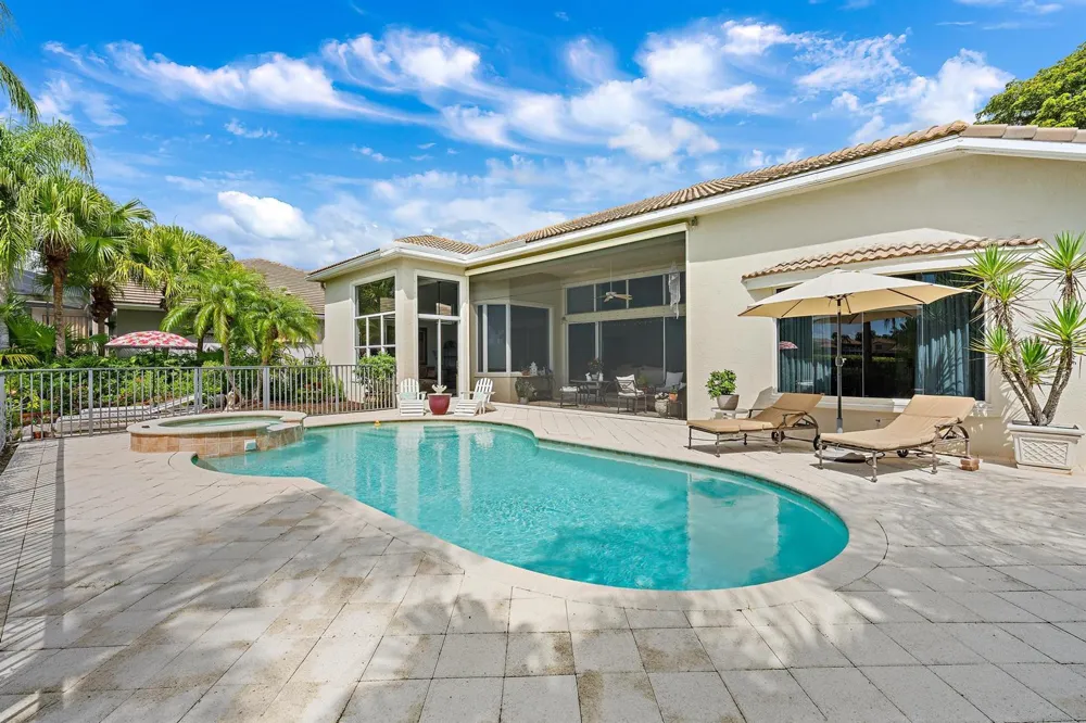 9054 Lakes Boulevard West Palm Beach, FL 33412
