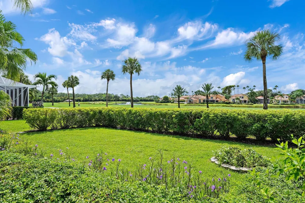 9054 Lakes Boulevard West Palm Beach, FL 33412