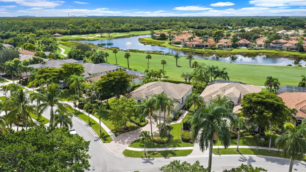 9054 Lakes Boulevard West Palm Beach, FL 33412