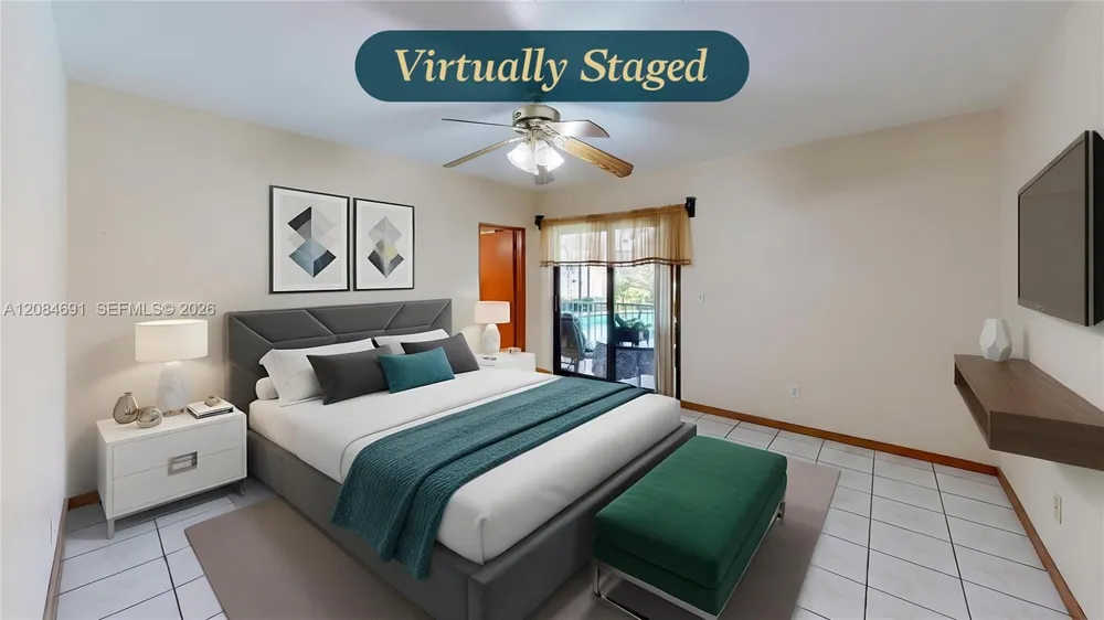 10900 SW 177th Ter Miami, FL 33157