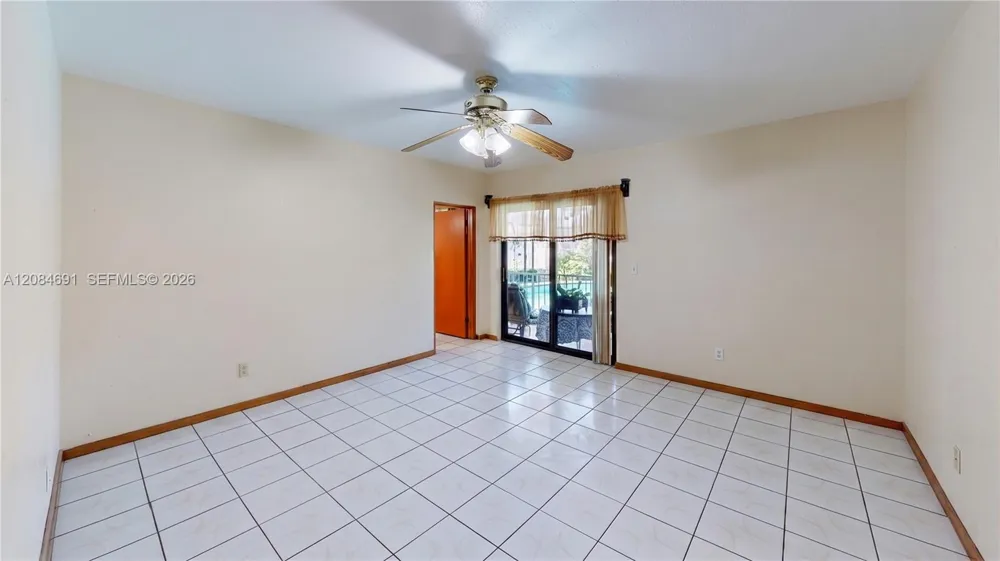 10900 SW 177th Ter Miami, FL 33157