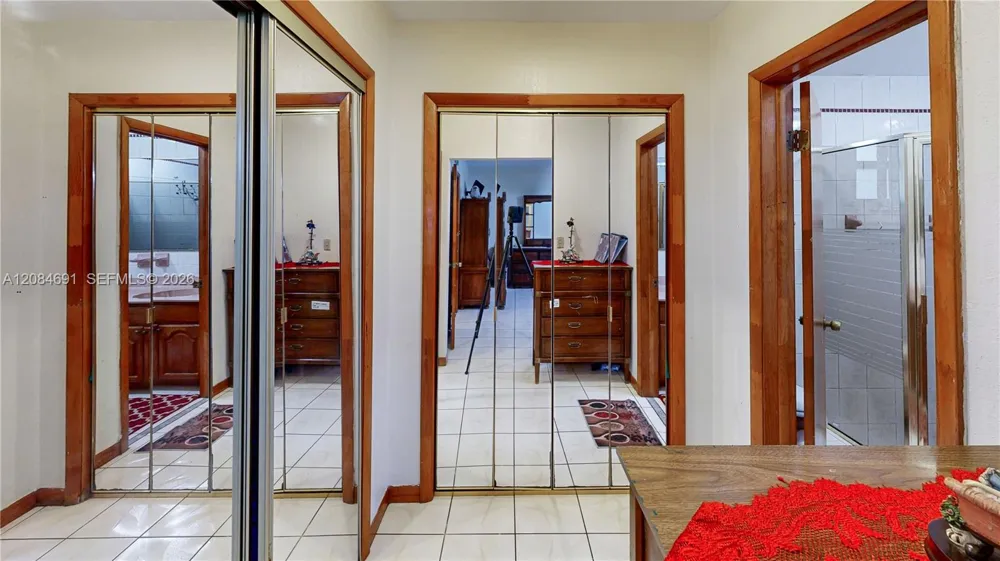 10900 SW 177th Ter Miami, FL 33157