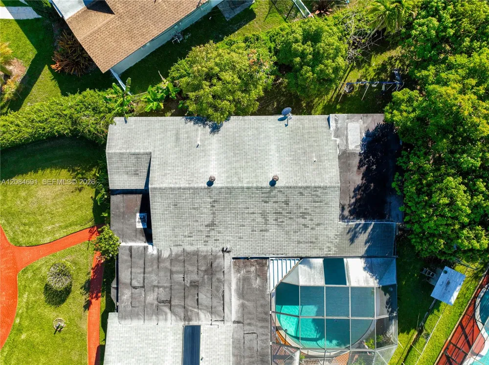 10900 SW 177th Ter Miami, FL 33157