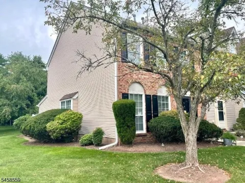 45 Townsend Ct