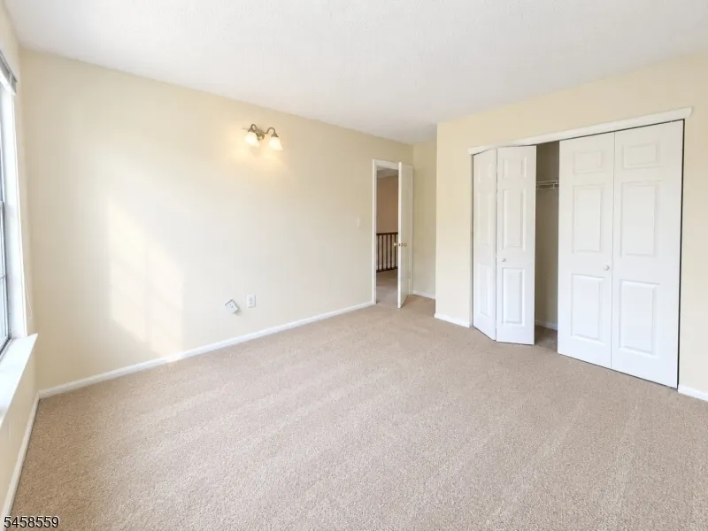 45 Townsend Ct Franklin, NJ 08823