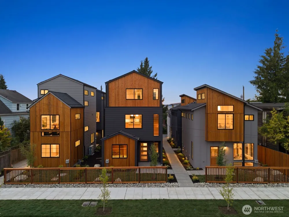 3934 S Angeline Street Seattle, WA 98118
