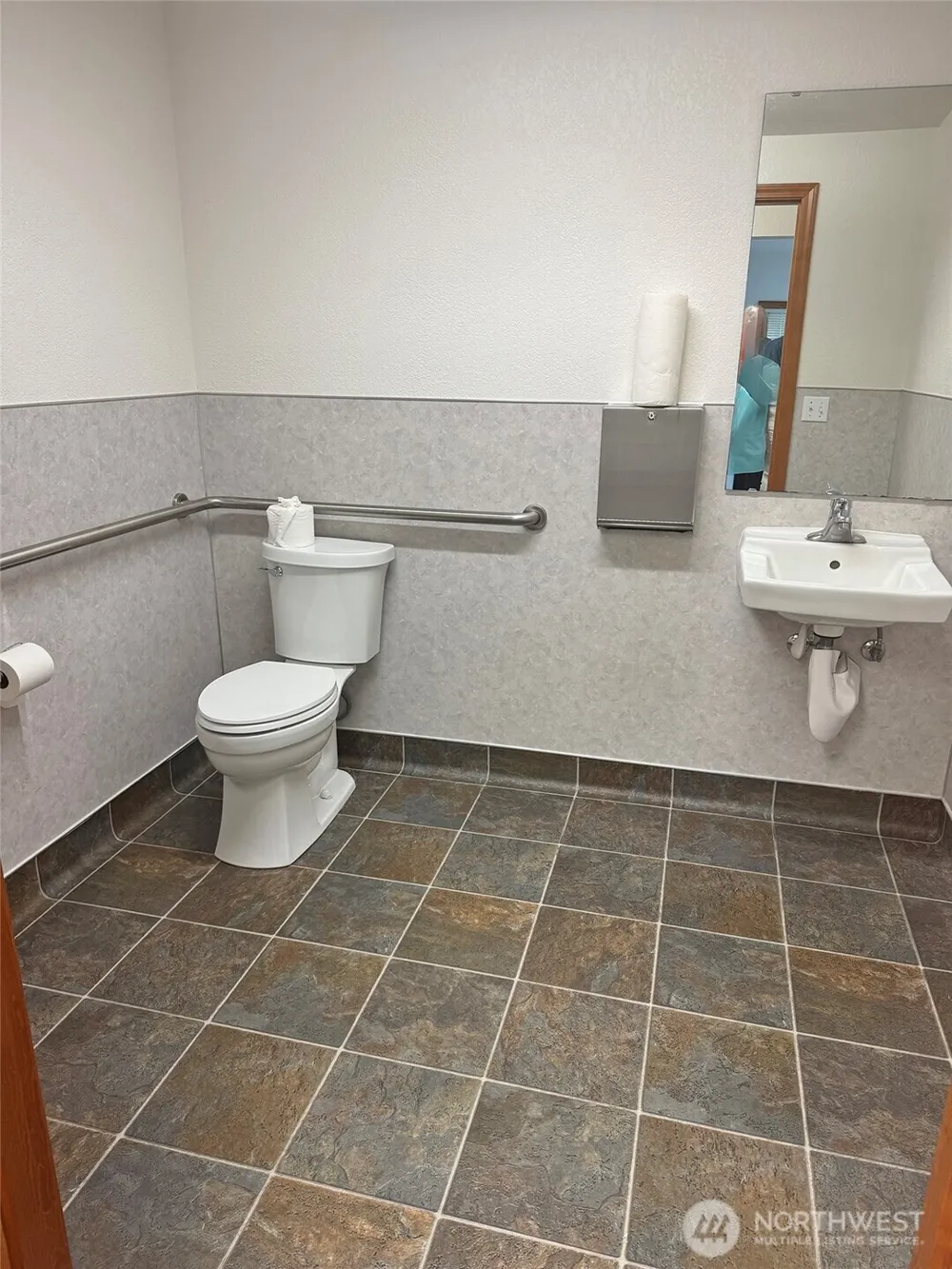 1307 College Street SE Lacey, WA 98503