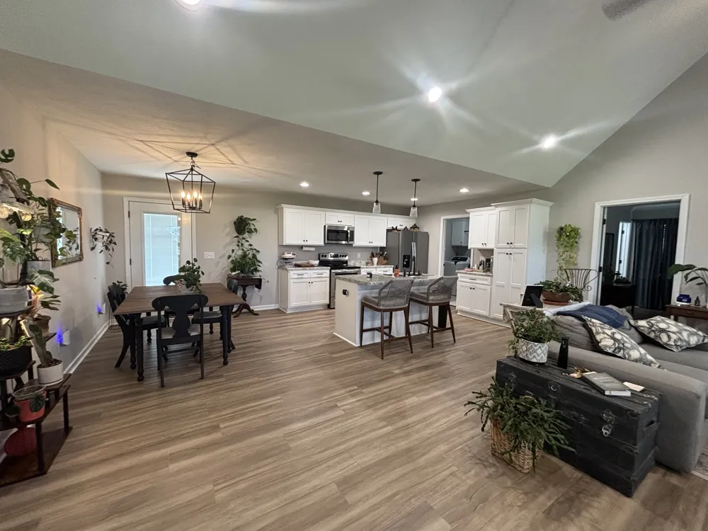 2197 Claude Fox Rd Cornersville, TN 37047