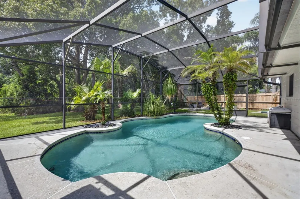 7767 COMPASS DRIVE Orlando, FL 32810