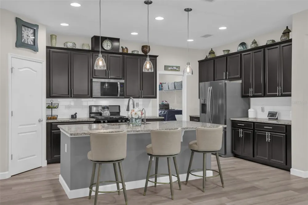 1456 SOURWOOD DRIVE Ocoee, FL 34761