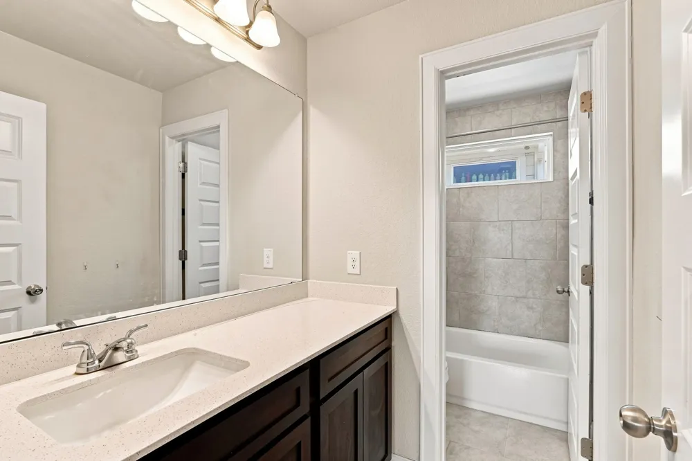 11505 Lago De Garda Drive Austin, TX 78747
