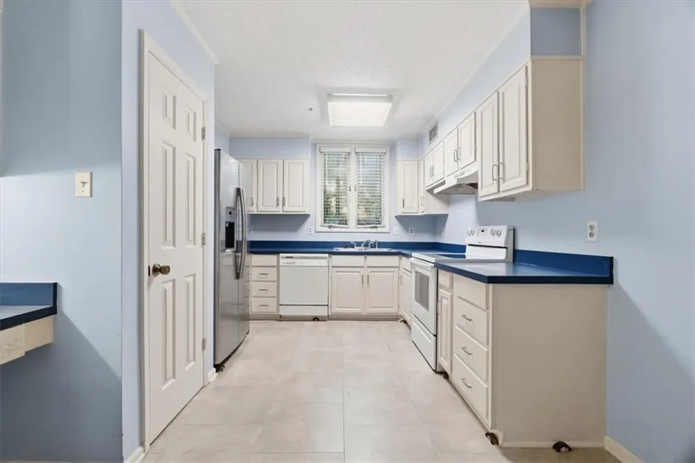 4138 D Youville Trace Atlanta, GA 30341