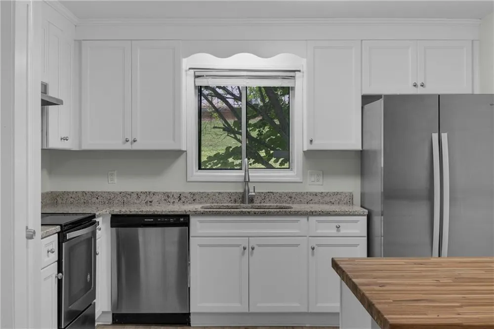 5809 Oakleaf Way Stone Mountain, GA 30087