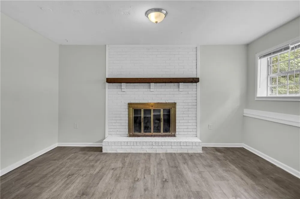 5809 Oakleaf Way Stone Mountain, GA 30087