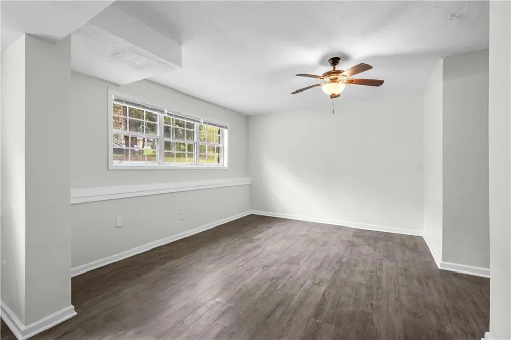 5809 Oakleaf Way Stone Mountain, GA 30087