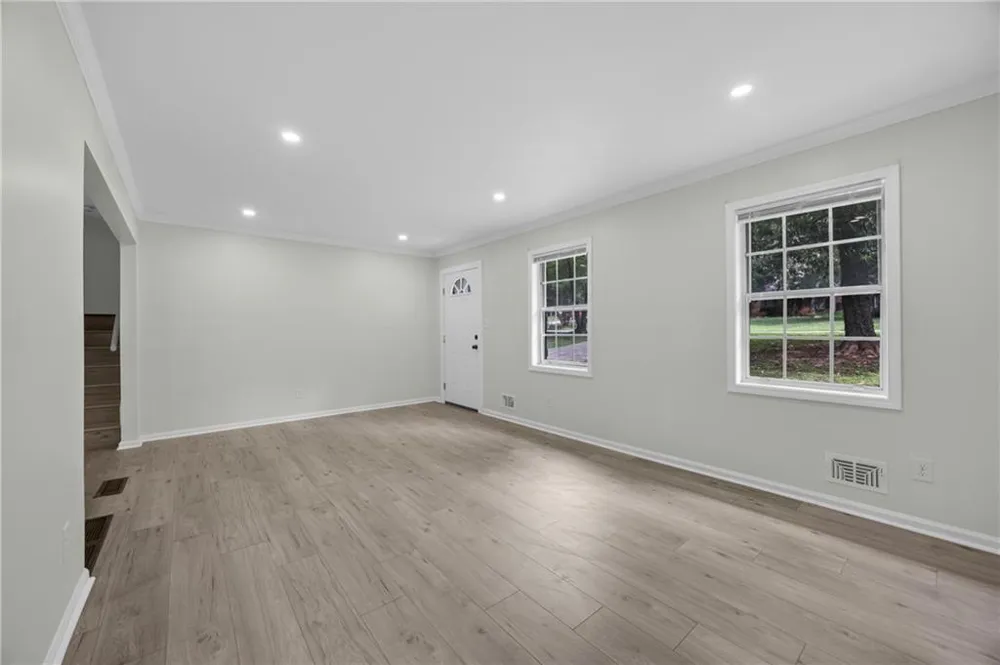 5809 Oakleaf Way Stone Mountain, GA 30087