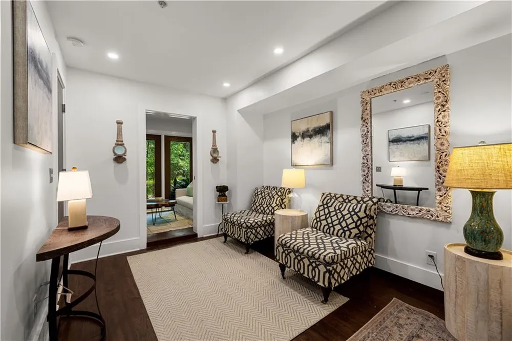 9121 Selborne Lane Chattahoochee Hills, GA 30268