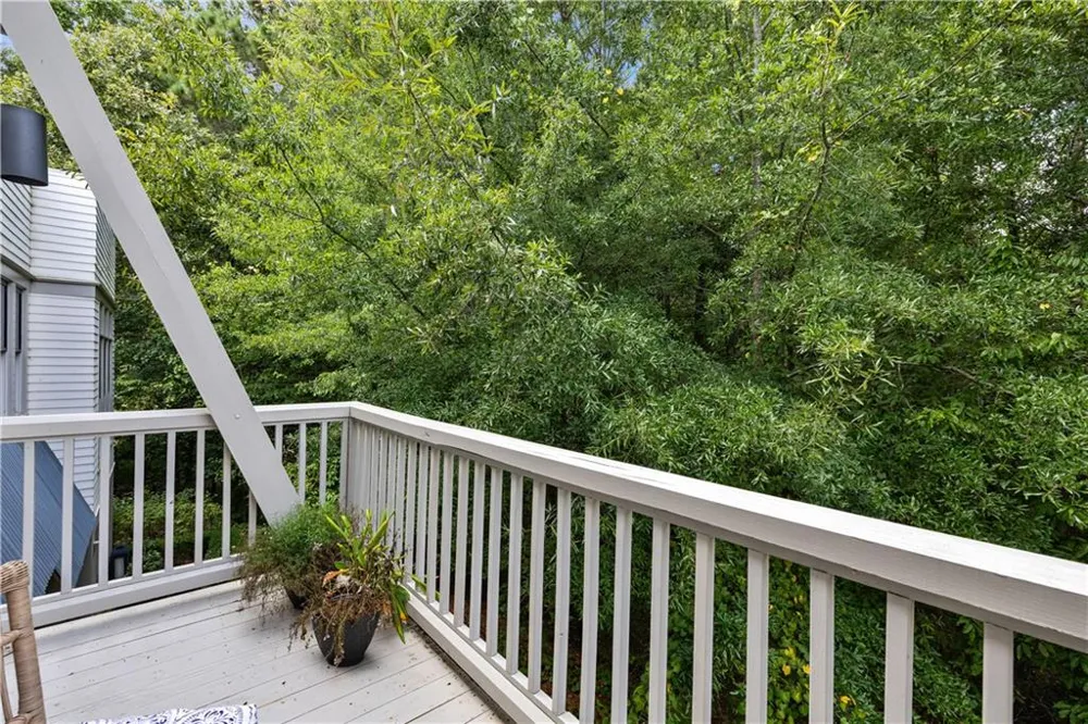 9121 Selborne Lane Chattahoochee Hills, GA 30268