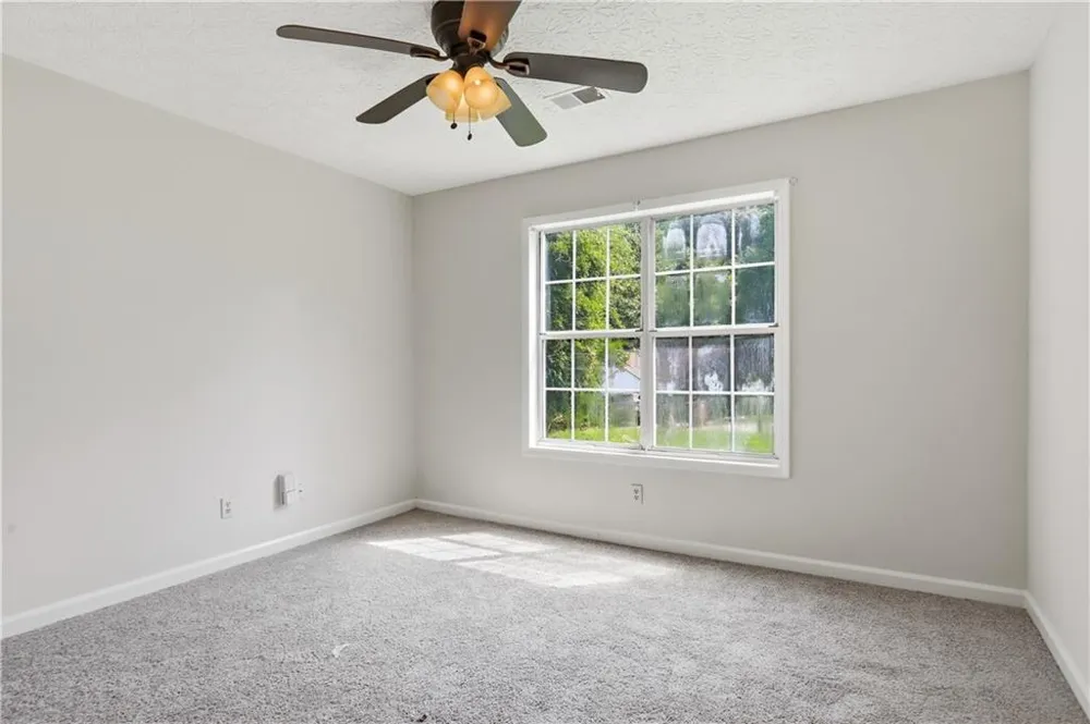 5137 Hill Farm Drive NE Woodstock, GA 30188