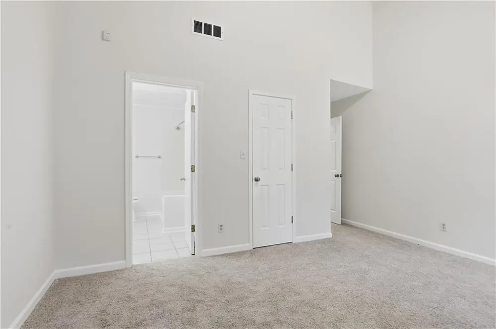 5137 Hill Farm Drive NE Woodstock, GA 30188