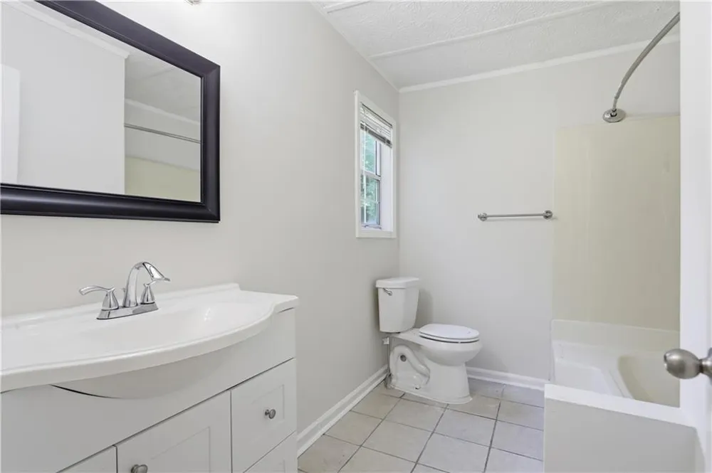 5137 Hill Farm Drive NE Woodstock, GA 30188