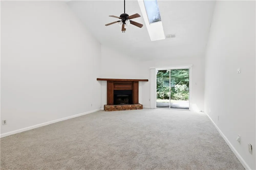 5137 Hill Farm Drive NE Woodstock, GA 30188