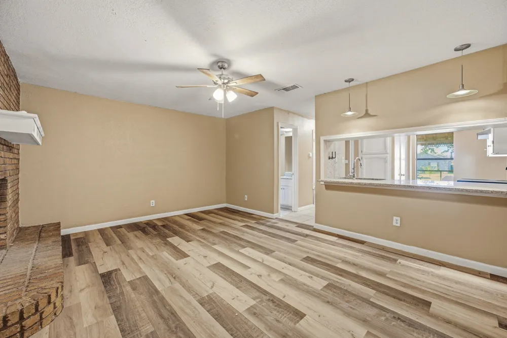 133 Lori Drive Mineral Wells, TX 76067