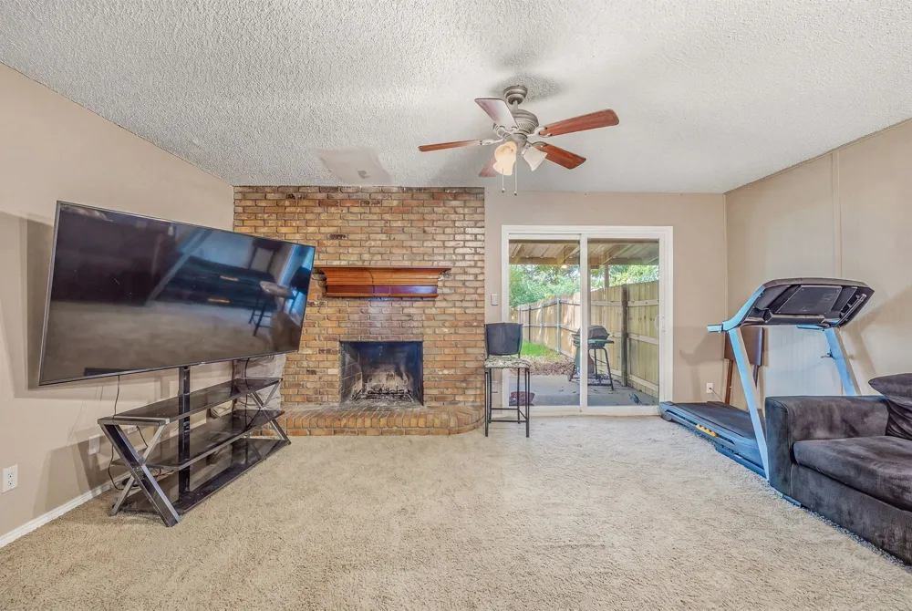 133 Lori Drive Mineral Wells, TX 76067