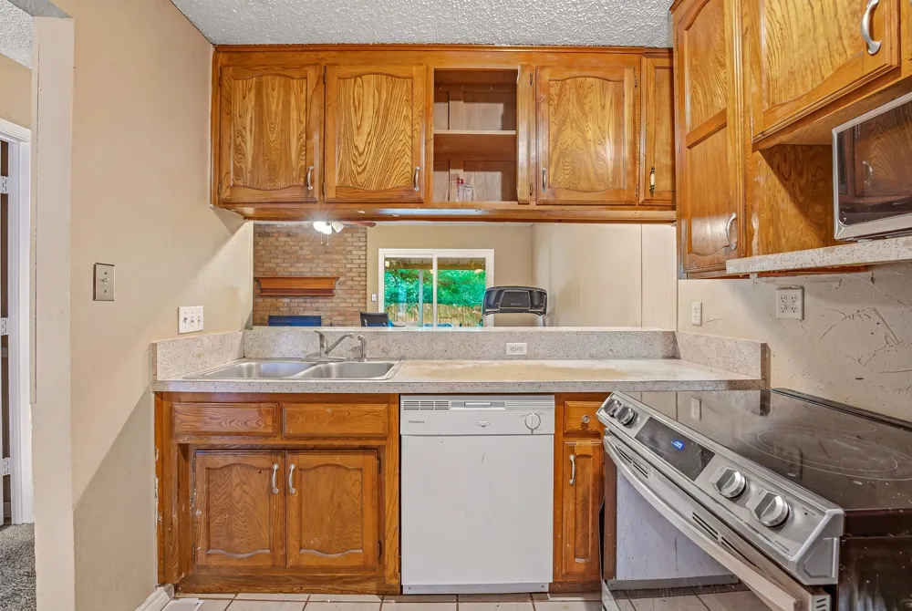 133 Lori Drive Mineral Wells, TX 76067