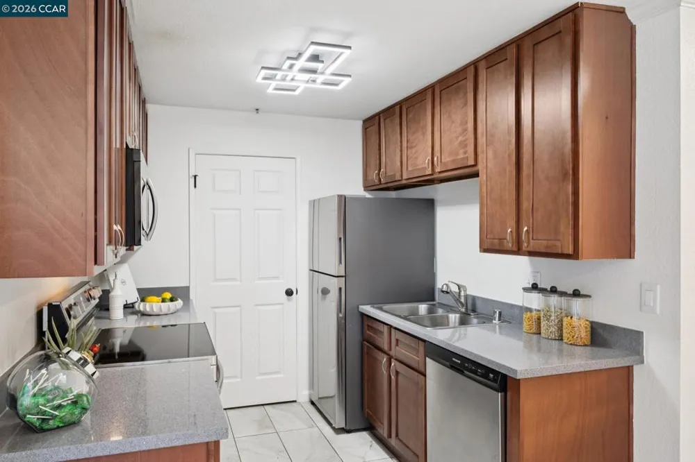 460 Bollinger Canyon Lane #184 San Ramon, CA 94583