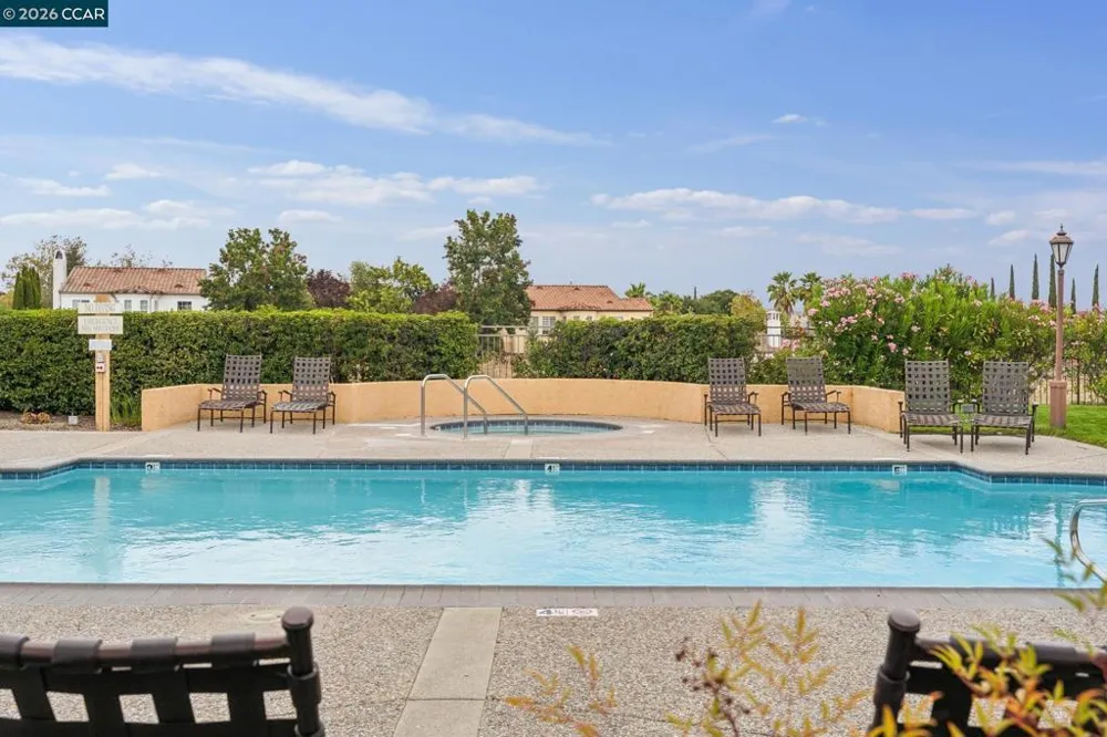 460 Bollinger Canyon Lane #184 San Ramon, CA 94583