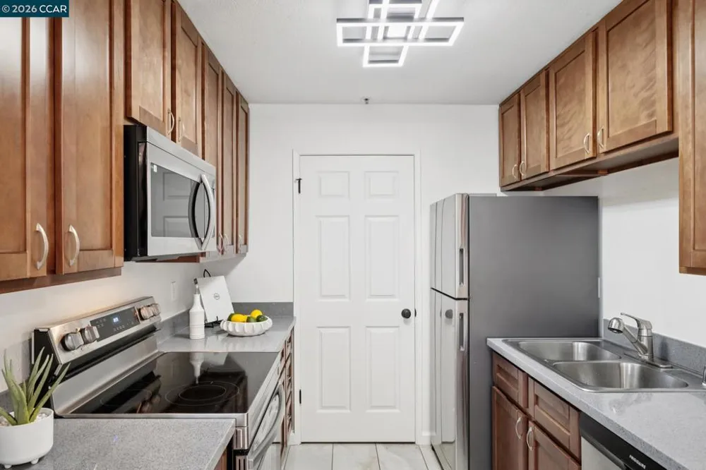 460 Bollinger Canyon Lane #184 San Ramon, CA 94583