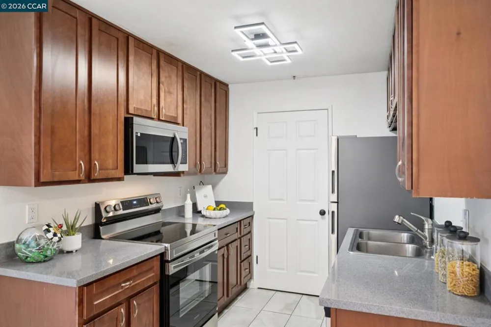 460 Bollinger Canyon Lane #184 San Ramon, CA 94583