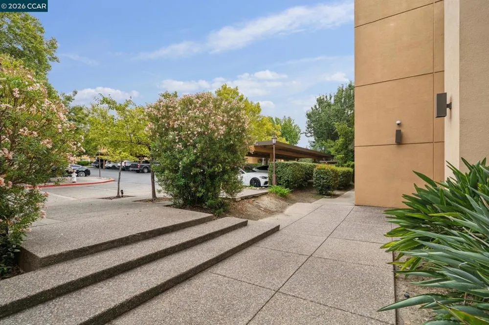 460 Bollinger Canyon Lane #184 San Ramon, CA 94583
