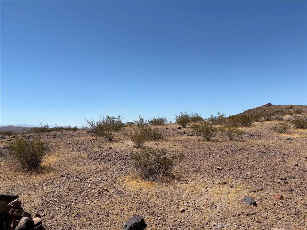 EM4800 Adelanto, CA 92301