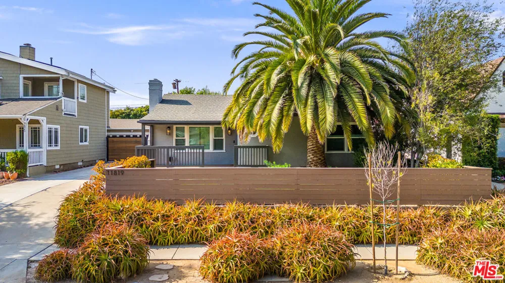 11819 Pacific Avenue Los Angeles, CA 90066