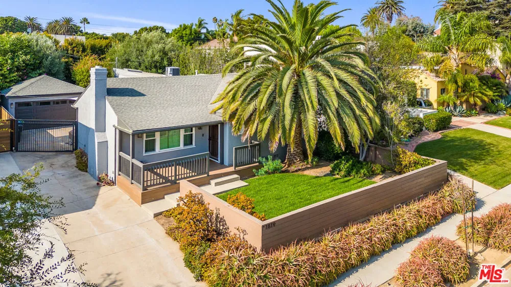 11819 Pacific Avenue Los Angeles, CA 90066