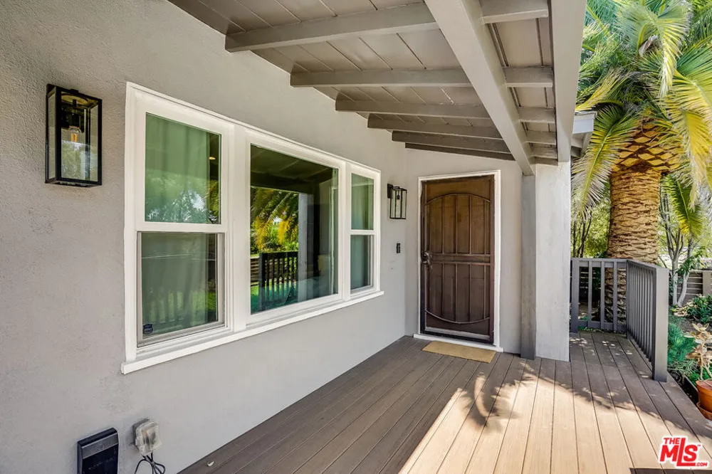 11819 Pacific Avenue Los Angeles, CA 90066