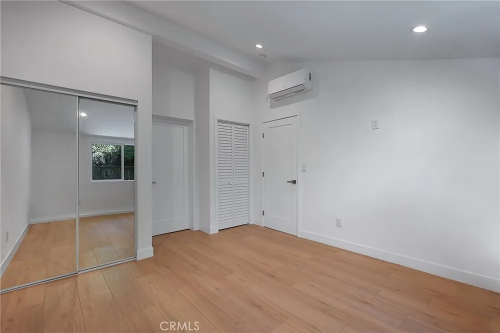7950 Sausalito Avenue West Hills, CA 91304