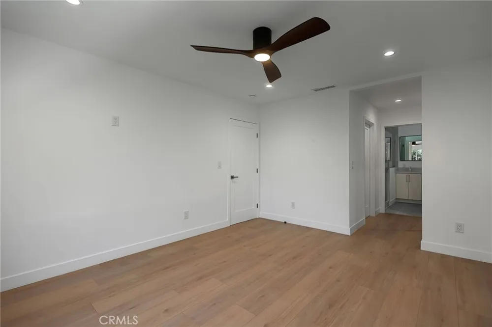 7950 Sausalito Avenue West Hills, CA 91304