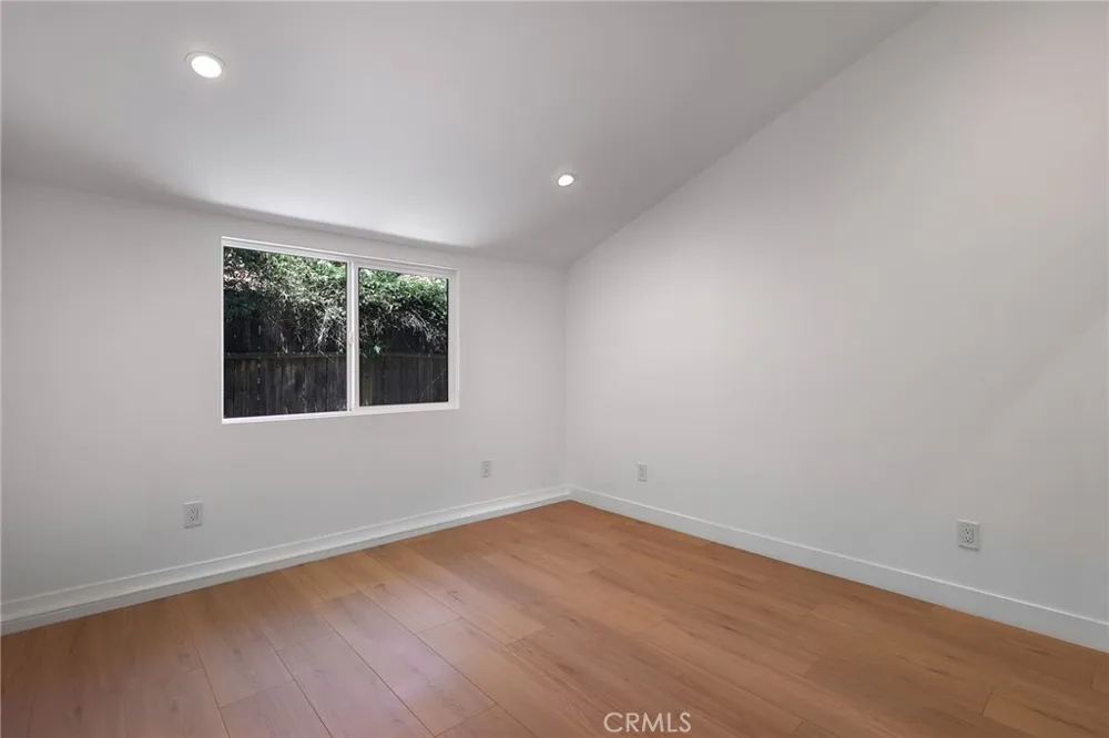 7950 Sausalito Avenue West Hills, CA 91304