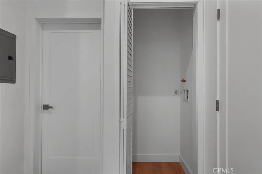 7950 Sausalito Avenue West Hills, CA 91304