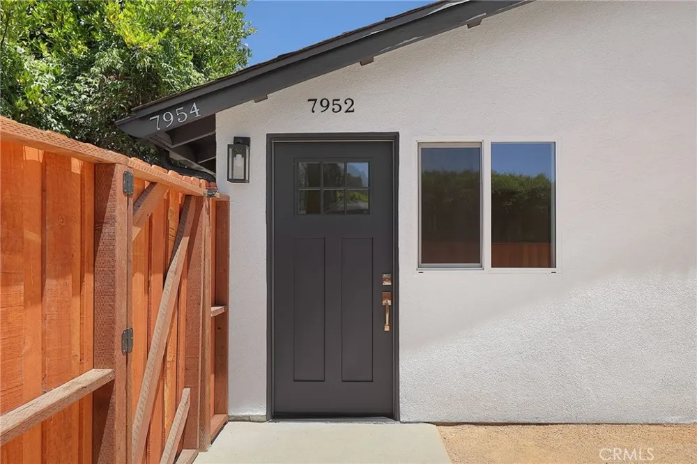 7950 Sausalito Avenue West Hills, CA 91304