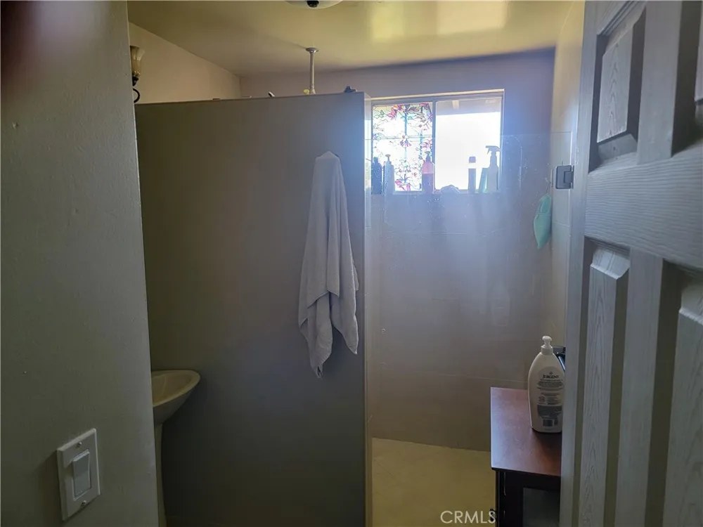 9969 Claremont Bloomington, CA 92316