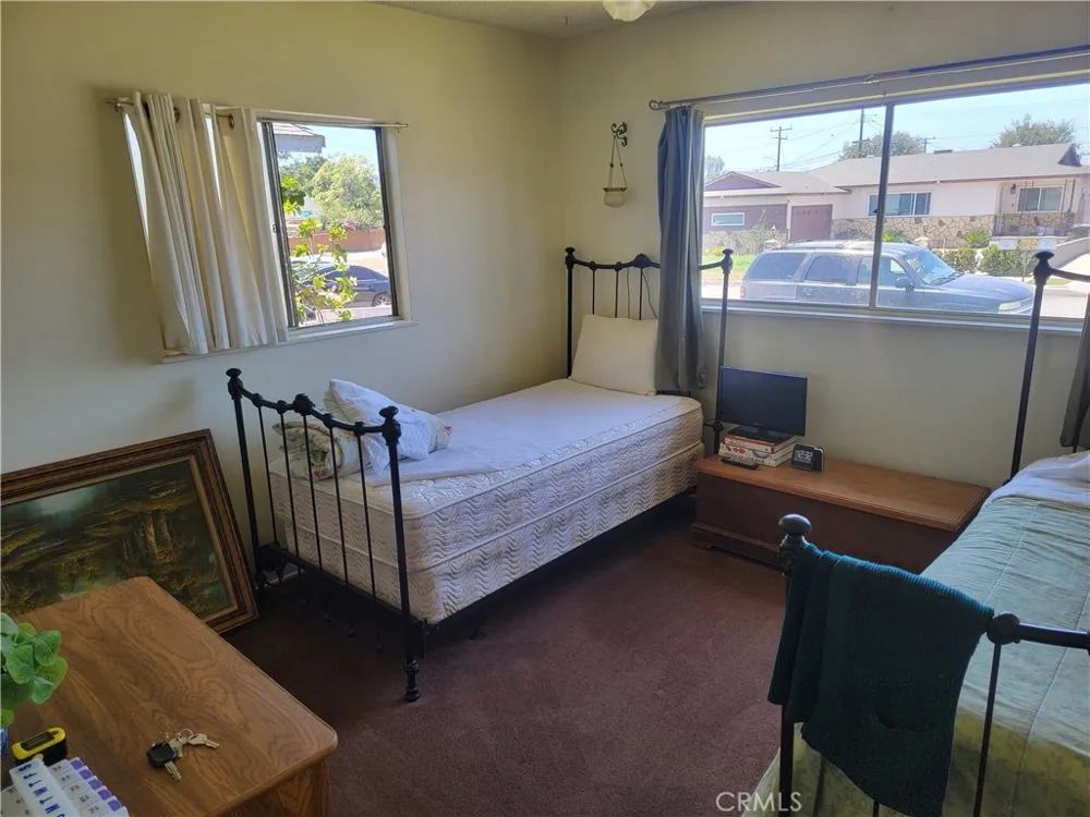 9969 Claremont Bloomington, CA 92316